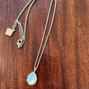 Kendra Scott necklace white iridescent stone set in gold tone metal chain